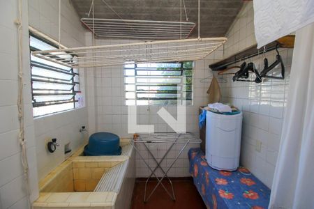 Casa à venda com 780m², 5 quartos e 2 vagasLavanderia