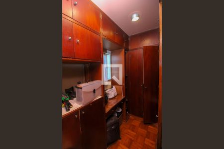 Casa à venda com 780m², 5 quartos e 2 vagasCloset