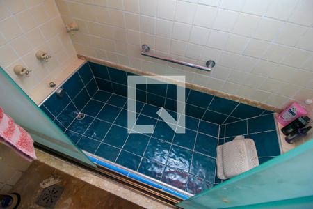 Casa à venda com 780m², 5 quartos e 2 vagasBanheiro da Suíte 2