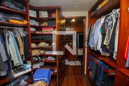 Casa à venda com 780m², 5 quartos e 2 vagasCloset do Quarto 1