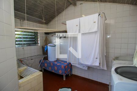 Casa à venda com 780m², 5 quartos e 2 vagasLavanderia