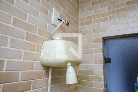 Casa à venda com 780m², 5 quartos e 2 vagasChuveiro