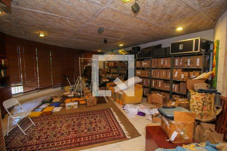 Casa à venda com 780m², 5 quartos e 2 vagasSalão de festas 1