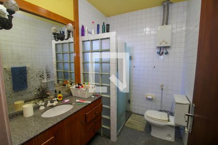 Casa à venda com 780m², 5 quartos e 2 vagasBanheiro da Suíte 3