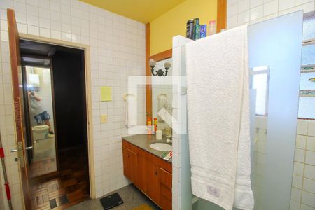 Casa à venda com 780m², 5 quartos e 2 vagasBanheiro da Suíte 3