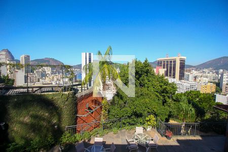 Casa à venda com 780m², 5 quartos e 2 vagasVista