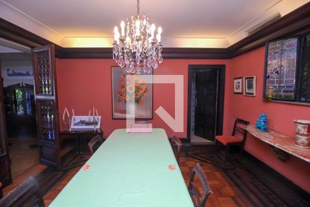 Casa à venda com 780m², 5 quartos e 2 vagasSala de Jantar