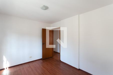 Apartamento à venda com 110m², 3 quartos e 1 vagaQuarto 2