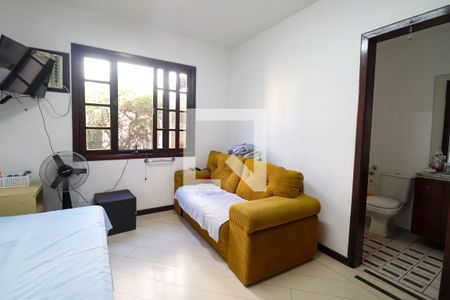 Casa de condomínio à venda com 450m², 5 quartos e 4 vagas Casa de condomínio à venda com 450m², 5 quartos e 4 vagasSuíte 4