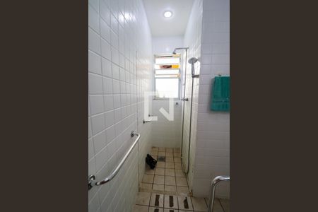 Casa de condomínio à venda com 450m², 5 quartos e 4 vagas Casa de condomínio à venda com 450m², 5 quartos e 4 vagasBanheiro da Suíte 4