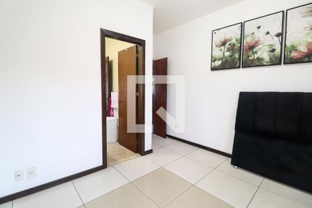 Casa de condomínio à venda com 450m², 5 quartos e 4 vagas Casa de condomínio à venda com 450m², 5 quartos e 4 vagasSuíte 3