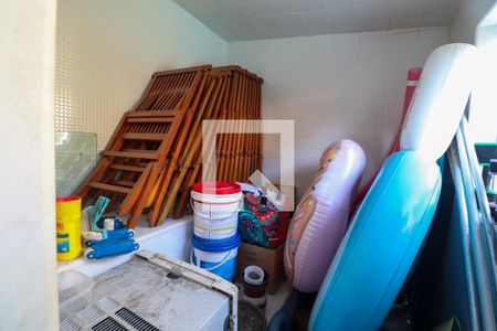 Casa de condomínio à venda com 450m², 5 quartos e 4 vagas Casa de condomínio à venda com 450m², 5 quartos e 4 vagasSaúna