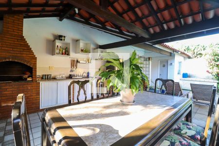 Casa de condomínio à venda com 450m², 5 quartos e 4 vagas Casa de condomínio à venda com 450m², 5 quartos e 4 vagasChurrasqueira