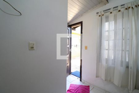 Casa de condomínio à venda com 450m², 5 quartos e 4 vagas Casa de condomínio à venda com 450m², 5 quartos e 4 vagasQuarto de Serviço