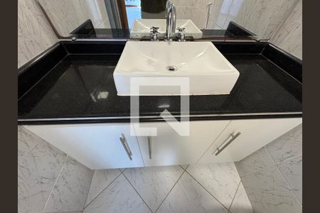 Apartamento à venda com 156m², 3 quartos e 2 vagasSuíte 1 - Banheiro