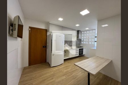 Apartamento à venda com 156m², 3 quartos e 2 vagasCozinha