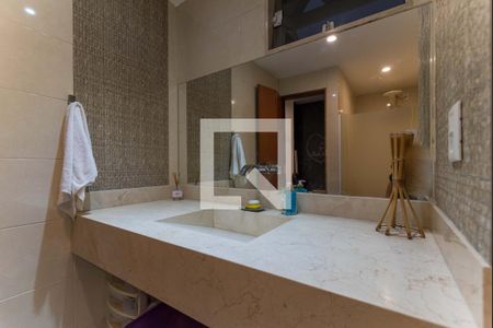 Apartamento à venda com 140m², 3 quartos e sem vaga Apartamento à venda com 140m², 3 quartos e sem vagaBanheiro social 2