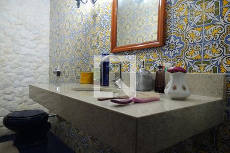 Casa de condomínio à venda com 1400m², 5 quartos e 4 vagasLavabo 1