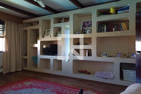 Casa de condomínio à venda com 1400m², 5 quartos e 4 vagasQuarto 1