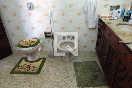 Casa de condomínio à venda com 1400m², 5 quartos e 4 vagasBanheiro da Suíte 6