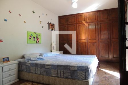 Casa de condomínio à venda com 1400m², 5 quartos e 4 vagasQuarto 5 - Suíte