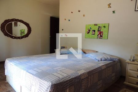 Casa de condomínio à venda com 1400m², 5 quartos e 4 vagasQuarto 5 - Suíte