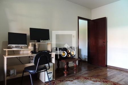 Casa de condomínio à venda com 1400m², 5 quartos e 4 vagasQuarto 2 - Suíte