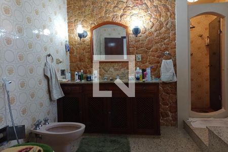 Casa de condomínio à venda com 1400m², 5 quartos e 4 vagasBanheiro da Suíte 6