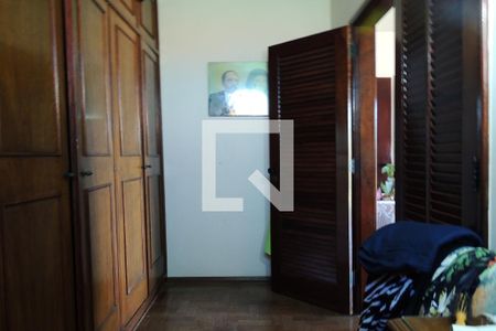 Casa de condomínio à venda com 1400m², 5 quartos e 4 vagasQuarto 6 - Suíte