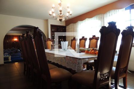 Casa de condomínio à venda com 1400m², 5 quartos e 4 vagasSala de Jantar