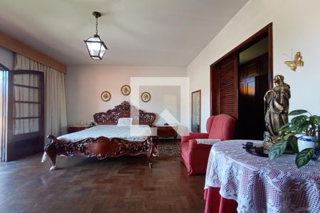 Casa de condomínio à venda com 1400m², 5 quartos e 4 vagasQuarto 6 - Suíte