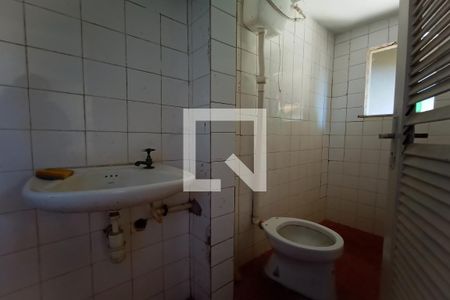 Casa de condomínio à venda com 1400m², 5 quartos e 4 vagasBanheiro