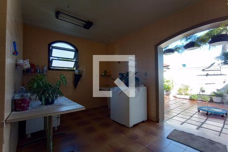 Casa de condomínio à venda com 1400m², 5 quartos e 4 vagasÁrea de Serviço