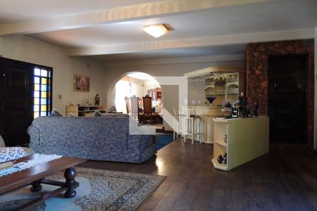 Casa de condomínio à venda com 1400m², 5 quartos e 4 vagasSala de Estar