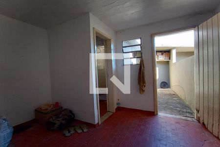 Casa de condomínio à venda com 1400m², 5 quartos e 4 vagasEdicula