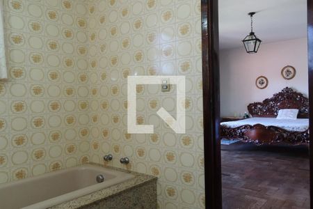 Casa de condomínio à venda com 1400m², 5 quartos e 4 vagasBanheiro da Suíte 6