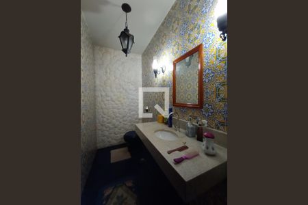 Casa de condomínio à venda com 1400m², 5 quartos e 4 vagasLavabo 1