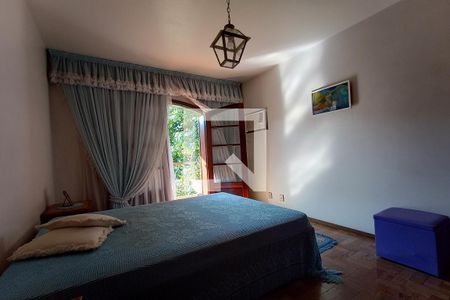 Casa de condomínio à venda com 1400m², 5 quartos e 4 vagasQuarto 4 - Armários