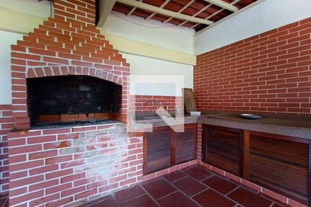Casa de condomínio à venda com 1400m², 5 quartos e 4 vagasChurrasqueira