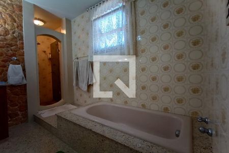 Casa de condomínio à venda com 1400m², 5 quartos e 4 vagasBanheiro da Suíte 6