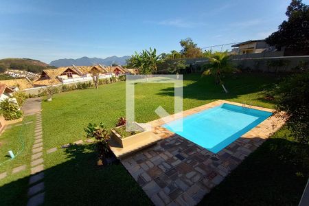 Casa de condomínio à venda com 1400m², 5 quartos e 4 vagasPiscina