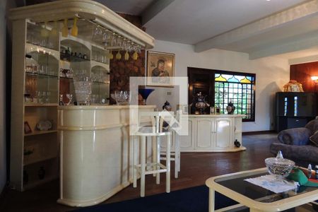 Casa de condomínio à venda com 1400m², 5 quartos e 4 vagasSala de Estar