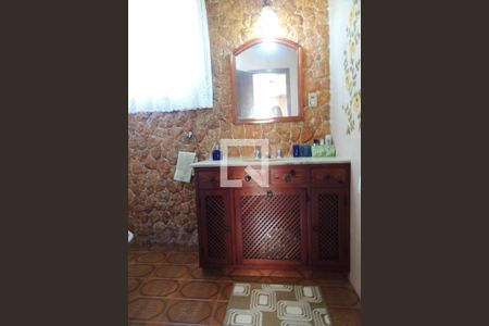 Casa de condomínio à venda com 1400m², 5 quartos e 4 vagasBanheiro Social