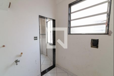 Apartamento para alugar com 80m², 2 quartos e sem vagaQuarto de Serviço