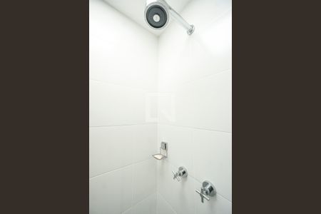 Apartamento à venda com 127m², 3 quartos e 3 vagasChuveiro