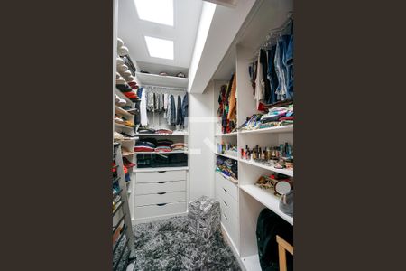 Apartamento à venda com 127m², 3 quartos e 3 vagasCloset da suíte 03