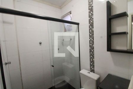 Banheiro de apartamento à venda com 1 quarto, 41m² em Centro, Canoas