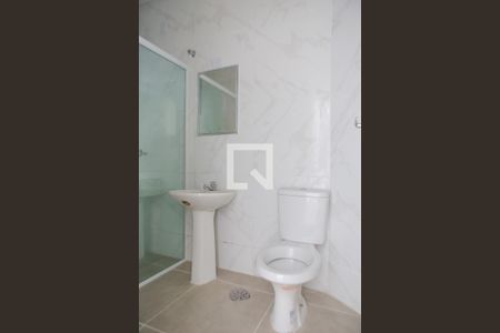 Banheiro de apartamento para alugar com 1 quarto, 32m² em José Menino, Santos