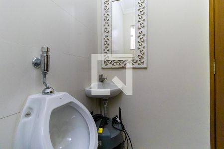 Casa à venda com 149m², 3 quartos e 2 vagasBanheiro de serviço