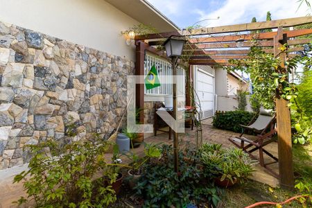 Casa à venda com 149m², 3 quartos e 2 vagasFachada interna